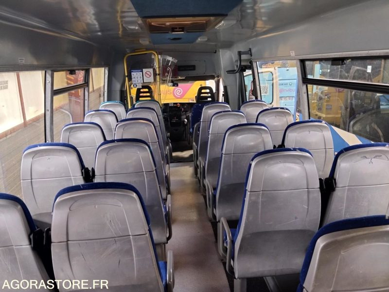 IVECO BUS DAILY N°092045 - Микроавтобус, Пассажирский фургон: фото 4 IVECO BUS DAILY N°092045 - Микроавтобус, Пассажирский фургон: фото 4
