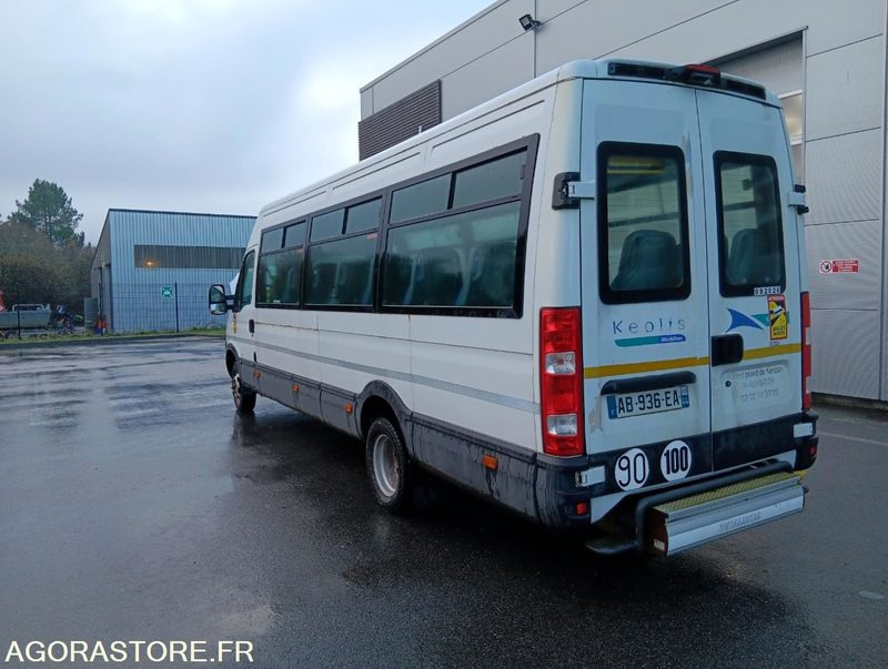 IVECO DAILY N°092026 - Микроавтобус, Пассажирский фургон: фото 2 IVECO DAILY N°092026 - Микроавтобус, Пассажирский фургон: фото 2