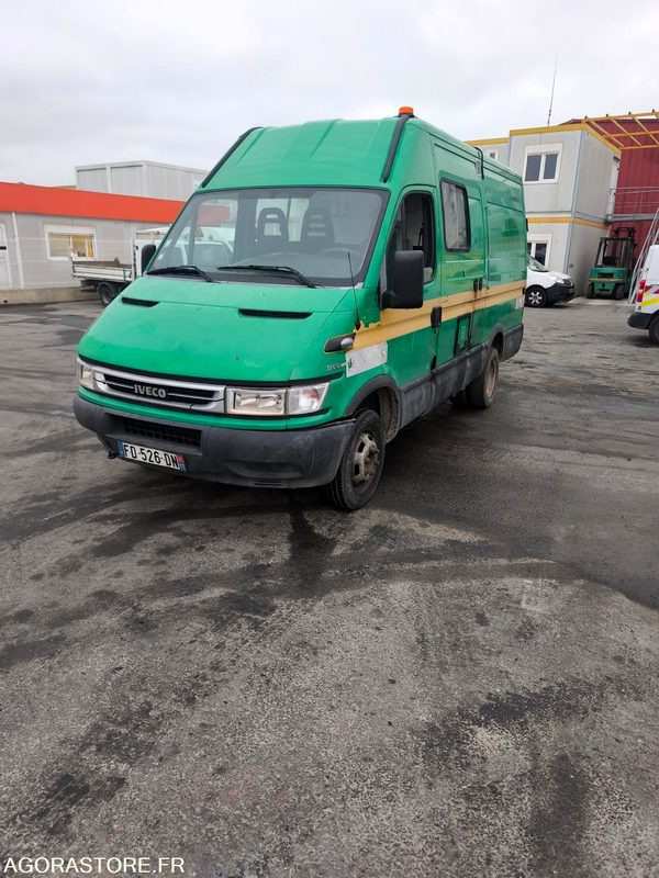 IVECO - Daily 35C12 - 2006 - 312748KM - FD526DN - P1505083 - Цельнометаллический фургон: фото 1 IVECO - Daily 35C12 - 2006 - 312748KM - FD526DN - P1505083 - Цельнометаллический фургон: фото 1
