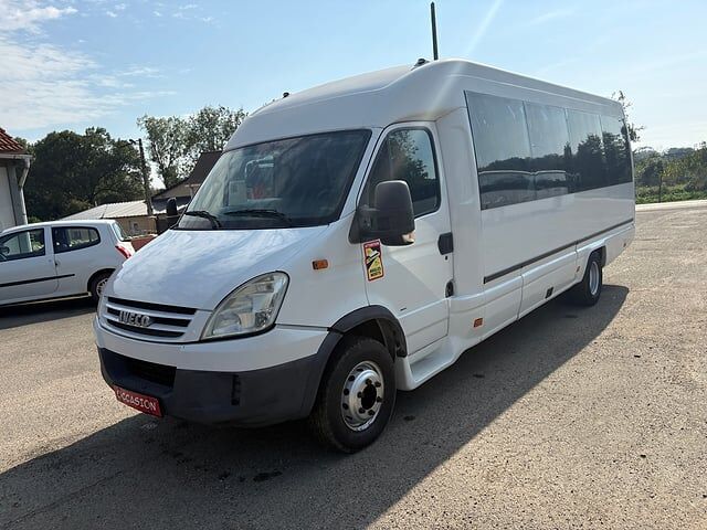 IVECO Daily - Микроавтобус, Пассажирский фургон: фото 2 IVECO Daily - Микроавтобус, Пассажирский фургон: фото 2