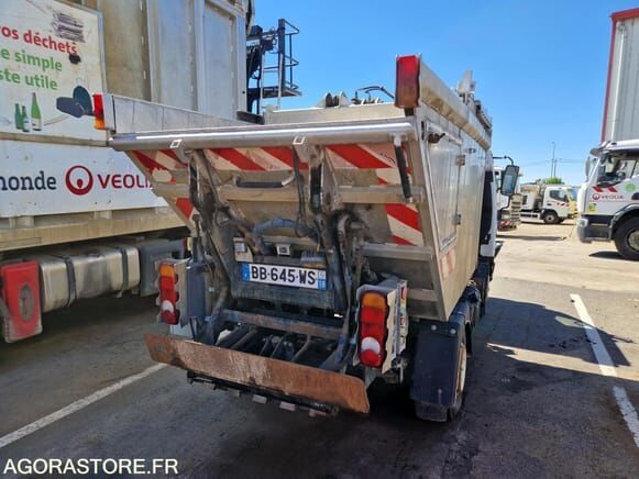 Самосвал Isuzu N: фото 9 Самосвал Isuzu N: фото 9