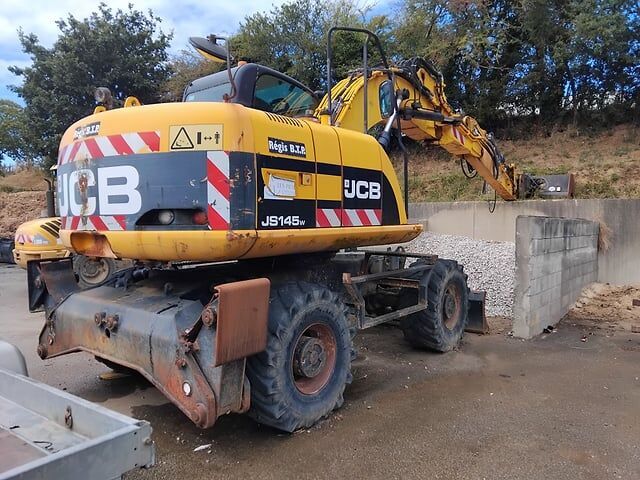 JCB JS145W - Колёсный экскаватор: фото 3 JCB JS145W - Колёсный экскаватор: фото 3