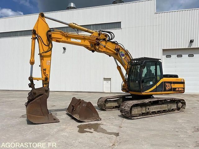 JCB JS210L - Гусеничный экскаватор: фото 1 JCB JS210L - Гусеничный экскаватор: фото 1
