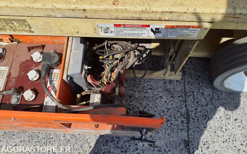Подъёмник JLG 2646 ES  NACELLE CISEAU ÉLECTRIQUE 10 M ÉTROIT: фото 20