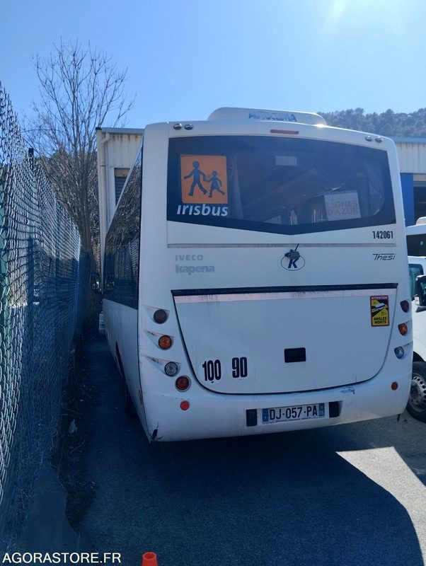 KAPENA THESIS N°142061 - Микроавтобус, Пассажирский фургон: фото 4 KAPENA THESIS N°142061 - Микроавтобус, Пассажирский фургон: фото 4