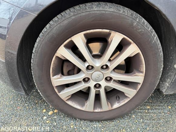 Хэтчбек KIA CEE-D: фото 14