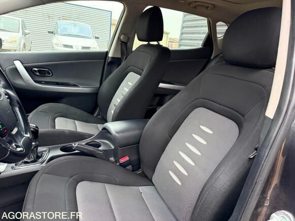 KIA CEE-D - Хэтчбек: фото 3 KIA CEE-D - Хэтчбек: фото 3