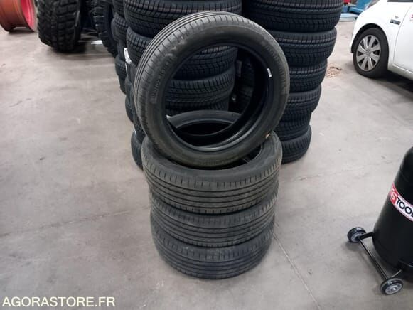 LOT 4 PNEUS 195/55 R 18 93 H CONTINENTAL (PC010-26) - Шина для Грузовиков: фото 2 LOT 4 PNEUS 195/55 R 18 93 H CONTINENTAL (PC010-26) - Шина для Грузовиков: фото 2