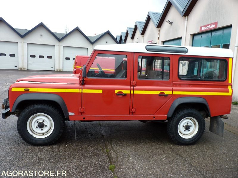 Land Rover Defender Long 2005 108000km 4981VD88 - Внедорожник: фото 2 Land Rover Defender Long 2005 108000km 4981VD88 - Внедорожник: фото 2