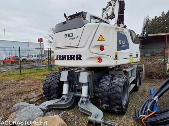 Liebherr A 910 Compact Litronic - Колёсный экскаватор: фото 2 Liebherr A 910 Compact Litronic - Колёсный экскаватор: фото 2