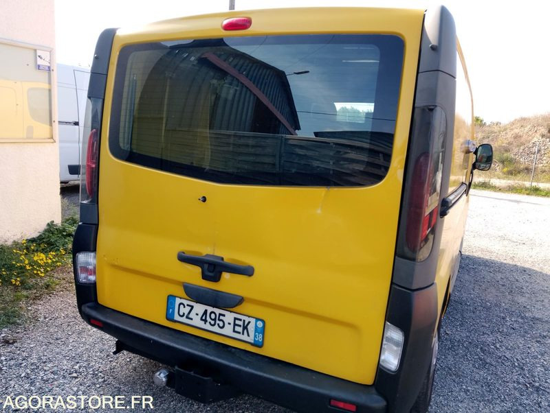 Lot A12 - Opel Vivaro - Цельнометаллический фургон: фото 5 Lot A12 - Opel Vivaro - Цельнометаллический фургон: фото 5