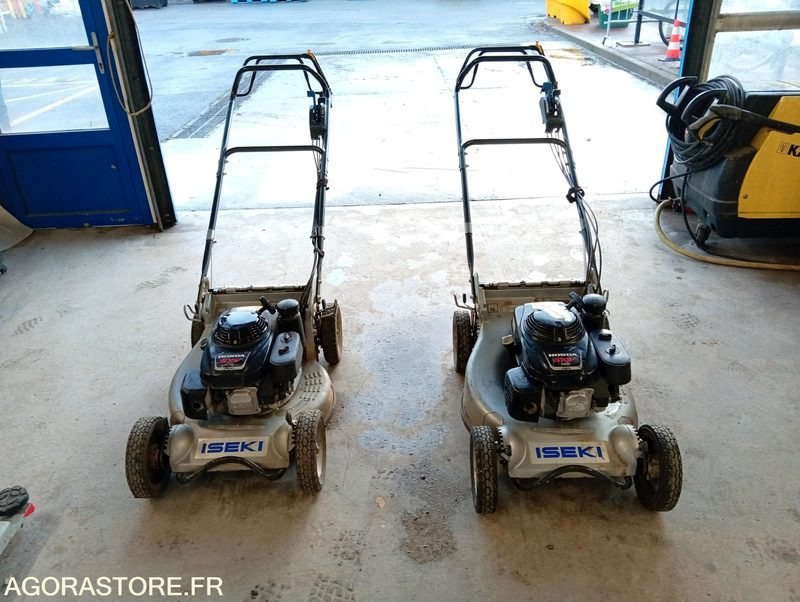 Lot de 2 tondeuses ISEKI - Газонокосилка: фото 1 Lot de 2 tondeuses ISEKI - Газонокосилка: фото 1