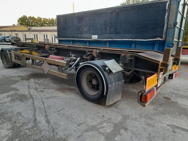 Louault DT659XP - Прицеп-контейнеровоз/ Сменный кузов: фото 3 Louault DT659XP - Прицеп-контейнеровоз/ Сменный кузов: фото 3