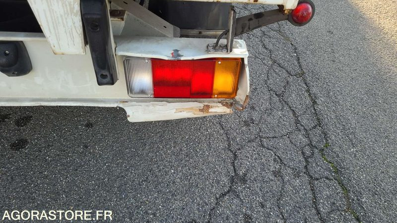 Renault Master - 2006 - 43287kms - 196ARM67 - Лёгкий коммерческий автомобиль: фото 4 Renault Master - 2006 - 43287kms - 196ARM67 - Лёгкий коммерческий автомобиль: фото 4