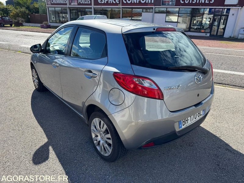 MAZDA 2 1.4 - Легковой автомобиль: фото 4 MAZDA 2 1.4 - Легковой автомобиль: фото 4