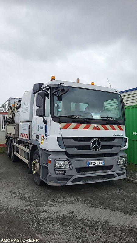 MERCEDES ACTROS - 2010 - BE-245-HM - Ассенизатор: фото 2 MERCEDES ACTROS - 2010 - BE-245-HM - Ассенизатор: фото 2