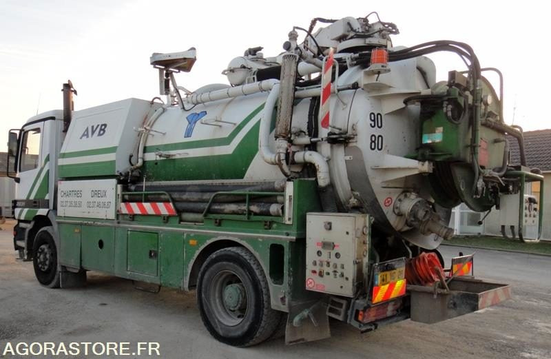 MERCEDES ACTROS 2031 Hydrocureur 2001 (475000KM) ROULANT Pb BV EXPORT UNIQUEMENT - Ассенизатор: фото 3 MERCEDES ACTROS 2031 Hydrocureur 2001 (475000KM) ROULANT Pb BV EXPORT UNIQUEMENT - Ассенизатор: фото 3