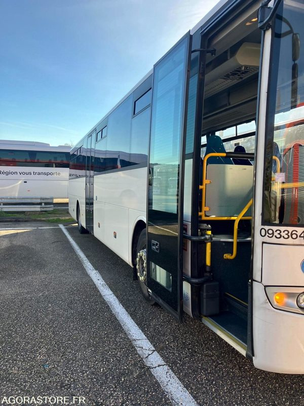 MERCEDES INTOURO 12,98m N°093364 - Школьный автобус: фото 2 MERCEDES INTOURO 12,98m N°093364 - Школьный автобус: фото 2