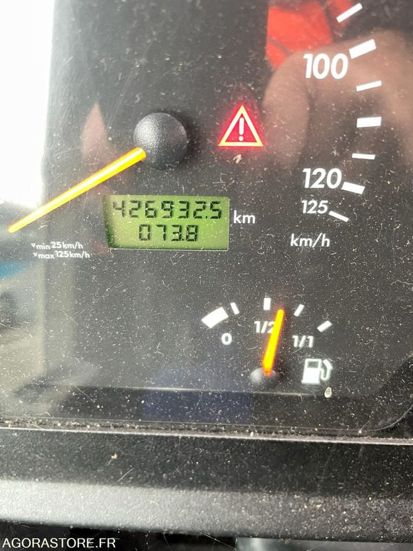 MERCEDES INTOURO N°093372 - Школьный автобус: фото 5 MERCEDES INTOURO N°093372 - Школьный автобус: фото 5