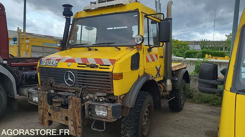 MERCEDES UNIMOG - 1999 - Грузовик бортовой/ Платформа: фото 2 MERCEDES UNIMOG - 1999 - Грузовик бортовой/ Платформа: фото 2