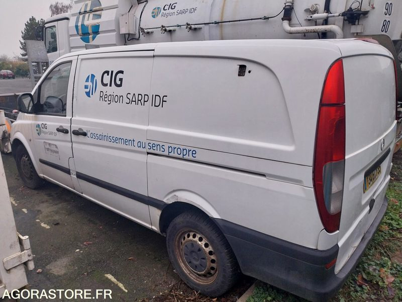 MERCEDES Vito Fourgon 111CDI 2006 295 000Km ROULANT - Цельнометаллический фургон: фото 2 MERCEDES Vito Fourgon 111CDI 2006 295 000Km ROULANT - Цельнометаллический фургон: фото 2