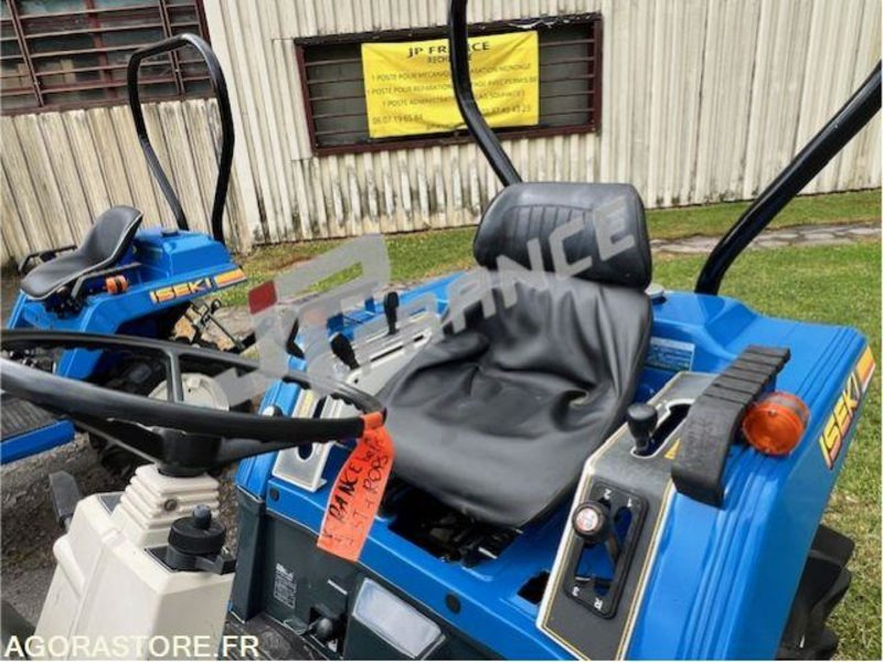 MICROTRACTEUR ISEKI 14 CV 4 ROUES MOTRICES DIESEL 1263H DANS L'ETAT ROULANT - Трактор: фото 3 MICROTRACTEUR ISEKI 14 CV 4 ROUES MOTRICES DIESEL 1263H DANS L'ETAT ROULANT - Трактор: фото 3