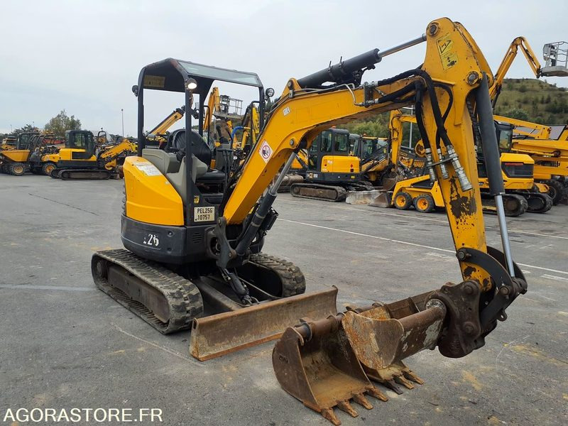 MINI PELLE BOBCAT E26 - 2018 - 2944 heures - Мини-экскаватор: фото 1 MINI PELLE BOBCAT E26 - 2018 - 2944 heures - Мини-экскаватор: фото 1