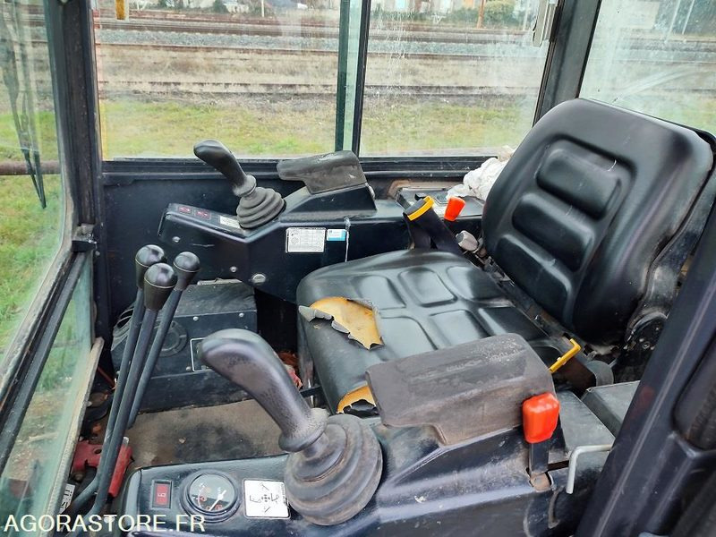 MINI PELLE BOBCAT - Мини-экскаватор: фото 1 MINI PELLE BOBCAT - Мини-экскаватор: фото 1