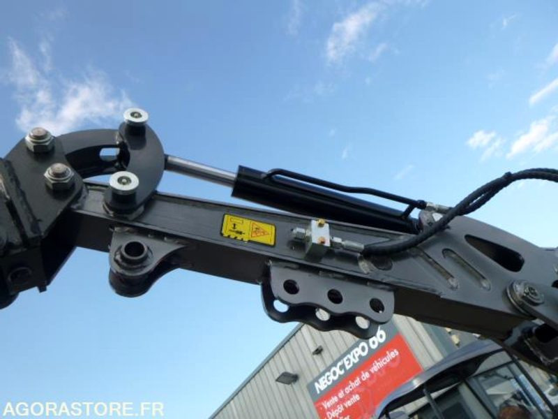 MINIPELLE NEUVE YCW 1T5 EURO5 - 2025 + 3 godets - Экскаватор: фото 3 MINIPELLE NEUVE YCW 1T5 EURO5 - 2025 + 3 godets - Экскаватор: фото 3