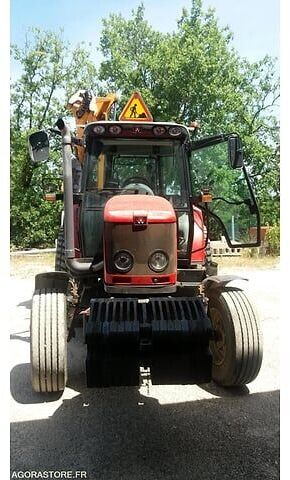 Massey Ferguson 6445 - Трактор: фото 4 Massey Ferguson 6445 - Трактор: фото 4
