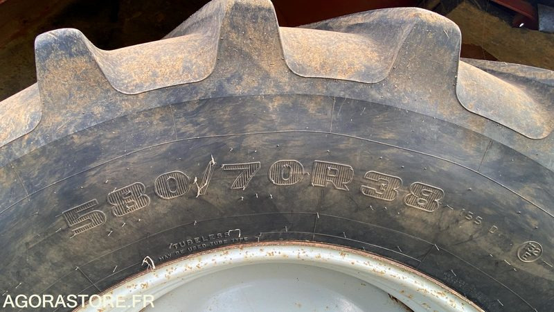 Massey Ferguson 8210 - Трактор: фото 4 Massey Ferguson 8210 - Трактор: фото 4