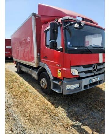 Mercedes-Benz ATEGO - Грузовик с закрытым кузовом: фото 1 Mercedes-Benz ATEGO - Грузовик с закрытым кузовом: фото 1