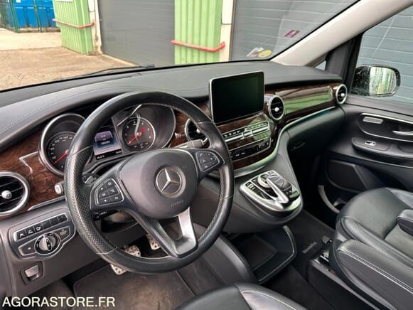 Mercedes-Benz CLASSE V - Микроавтобус, Пассажирский фургон: фото 3 Mercedes-Benz CLASSE V - Микроавтобус, Пассажирский фургон: фото 3