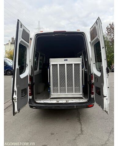 Mercedes-Benz Sprinter - Микроавтобус, Пассажирский фургон: фото 5 Mercedes-Benz Sprinter - Микроавтобус, Пассажирский фургон: фото 5