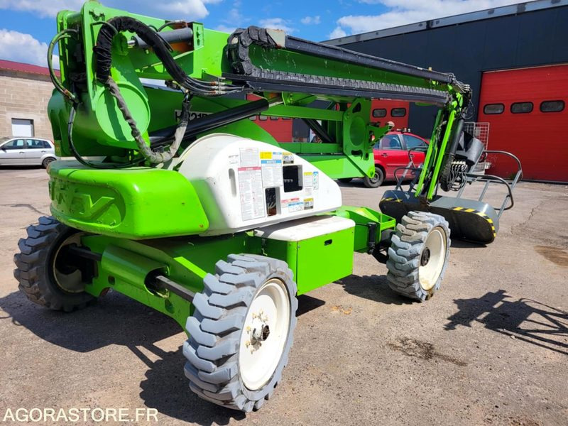 Nacelle nifty hr21 - Коленчатый подъемник: фото 1 Nacelle nifty hr21 - Коленчатый подъемник: фото 1