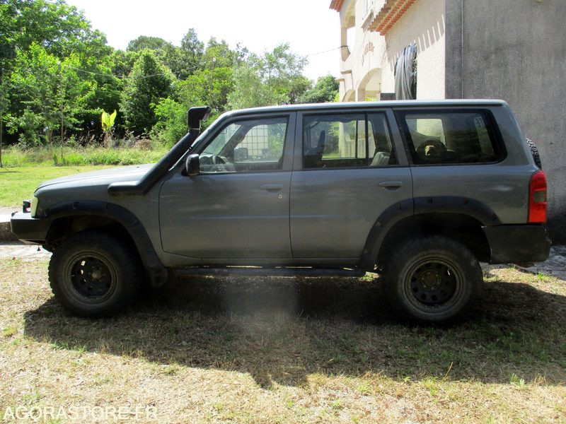 Nissan Patrol Y61 Station Wagon moteur 6 cylindres 4.2 Turbo Diesel 160cv BM5 - Внедорожник: фото 3 Nissan Patrol Y61 Station Wagon moteur 6 cylindres 4.2 Turbo Diesel 160cv BM5 - Внедорожник: фото 3