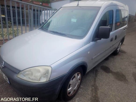 Opel COMBO - Легковой фургон: фото 4 Opel COMBO - Легковой фургон: фото 4
