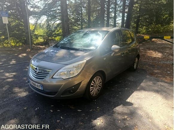Opel MERIVA - Хэтчбек: фото 1 Opel MERIVA - Хэтчбек: фото 1