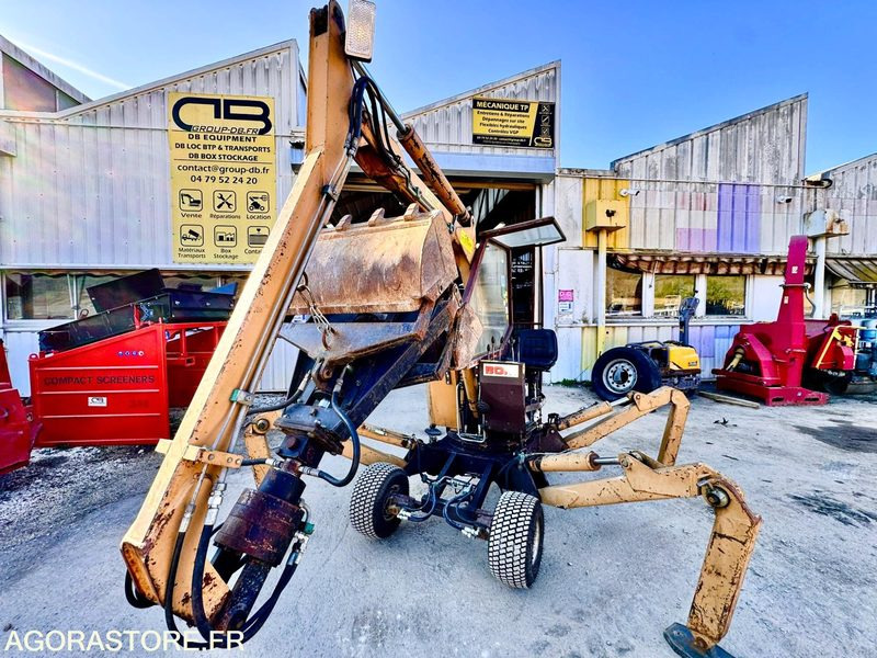 PELLE ARAIGNÉE SUR PNEUS 3 ROUES - ANNEE 1986 - 1142 HEURES - Экскаватор: фото 2 PELLE ARAIGNÉE SUR PNEUS 3 ROUES - ANNEE 1986 - 1142 HEURES - Экскаватор: фото 2