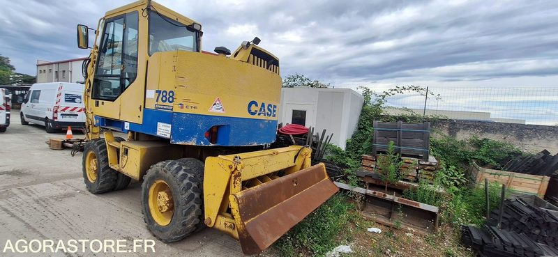 PELLE RAIL / ROUTE - CASE 788 PRR - 1999 / 13858 HEURES (3003381) - Перегружатель: фото 3 PELLE RAIL / ROUTE - CASE 788 PRR - 1999 / 13858 HEURES (3003381) - Перегружатель: фото 3