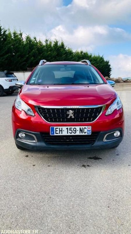 PEUGEOT 2008 1.2L STYLE - Внедорожник: фото 2 PEUGEOT 2008 1.2L STYLE - Внедорожник: фото 2