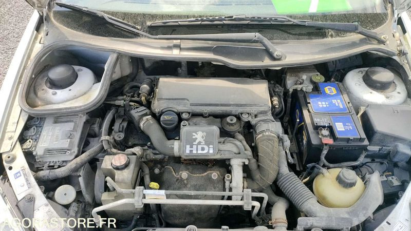 Легковой автомобиль PEUGEOT 206 - 2005 - 209619kms: фото 13