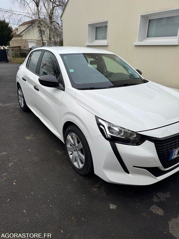 PEUGEOT - 208 - 2022 / 88000 KM - Легковой автомобиль: фото 1 PEUGEOT - 208 - 2022 / 88000 KM - Легковой автомобиль: фото 1