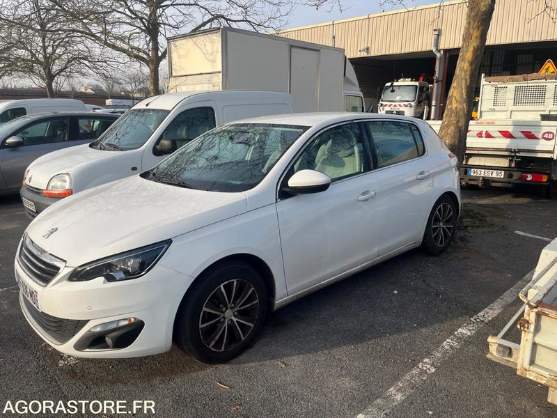 PEUGEOT 308 ESSENCE 130000 kms 2016 - Легковой автомобиль: фото 2 PEUGEOT 308 ESSENCE 130000 kms 2016 - Легковой автомобиль: фото 2