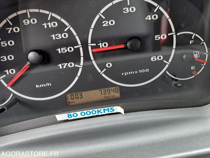 PEUGEOT BOXER-73 948 KMS-2003-551BZE38 - Микроавтобус, Пассажирский фургон: фото 5 PEUGEOT BOXER-73 948 KMS-2003-551BZE38 - Микроавтобус, Пассажирский фургон: фото 5