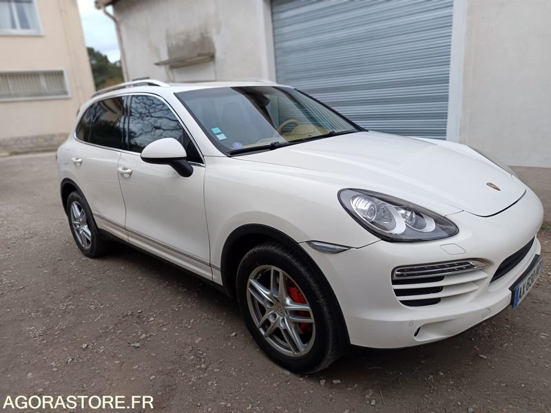 PORSCHE CAYENNE 3.6 V6 Tiptronic S 300CH Boîte automatique - 2010 - 148000kms - Легковой автомобиль: фото 4 PORSCHE CAYENNE 3.6 V6 Tiptronic S 300CH Boîte automatique - 2010 - 148000kms - Легковой автомобиль: фото 4