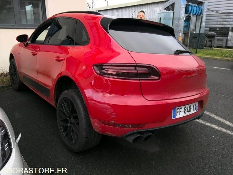 PORSCHE MACAN GTS 3.0 BI-TURBO 360 CH ACCIDENTÉ (2019) - Внедорожник: фото 1 PORSCHE MACAN GTS 3.0 BI-TURBO 360 CH ACCIDENTÉ (2019) - Внедорожник: фото 1