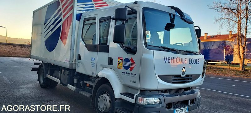 PORTEUR ROUTIER - MIDLUM 220-15 - 3763 - 190000 KMS - - Грузовик с закрытым кузовом: фото 3 PORTEUR ROUTIER - MIDLUM 220-15 - 3763 - 190000 KMS - - Грузовик с закрытым кузовом: фото 3