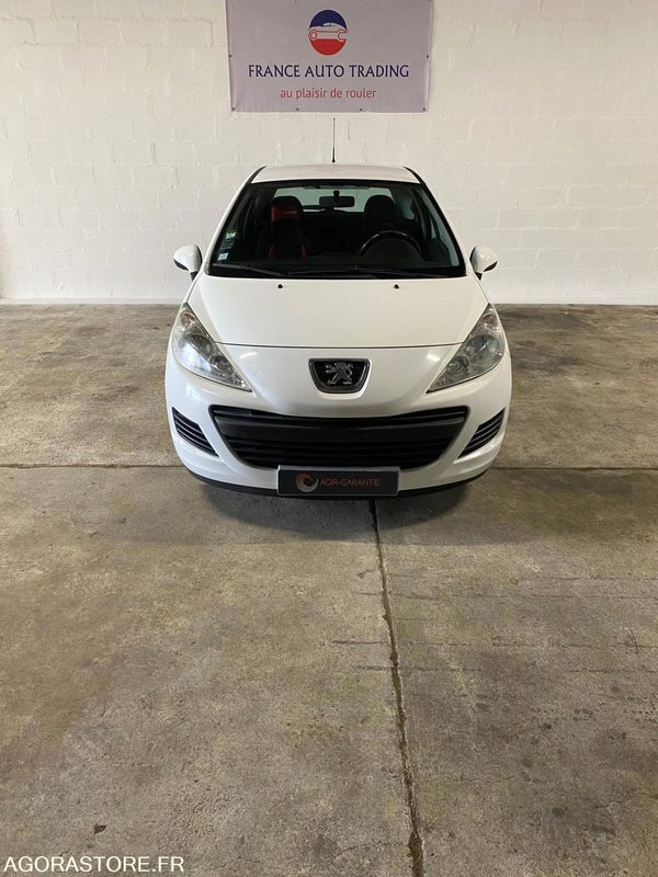 Peugeot 207 AFFAIRE 1.4 HDI 70 CV DERIV VP 233 220km 2010 - Легковой автомобиль: фото 3 Peugeot 207 AFFAIRE 1.4 HDI 70 CV DERIV VP 233 220km 2010 - Легковой автомобиль: фото 3