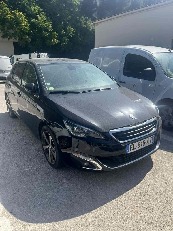 Peugeot 308 - 2017 - 228000kms - Легковой автомобиль: фото 1 Peugeot 308 - 2017 - 228000kms - Легковой автомобиль: фото 1